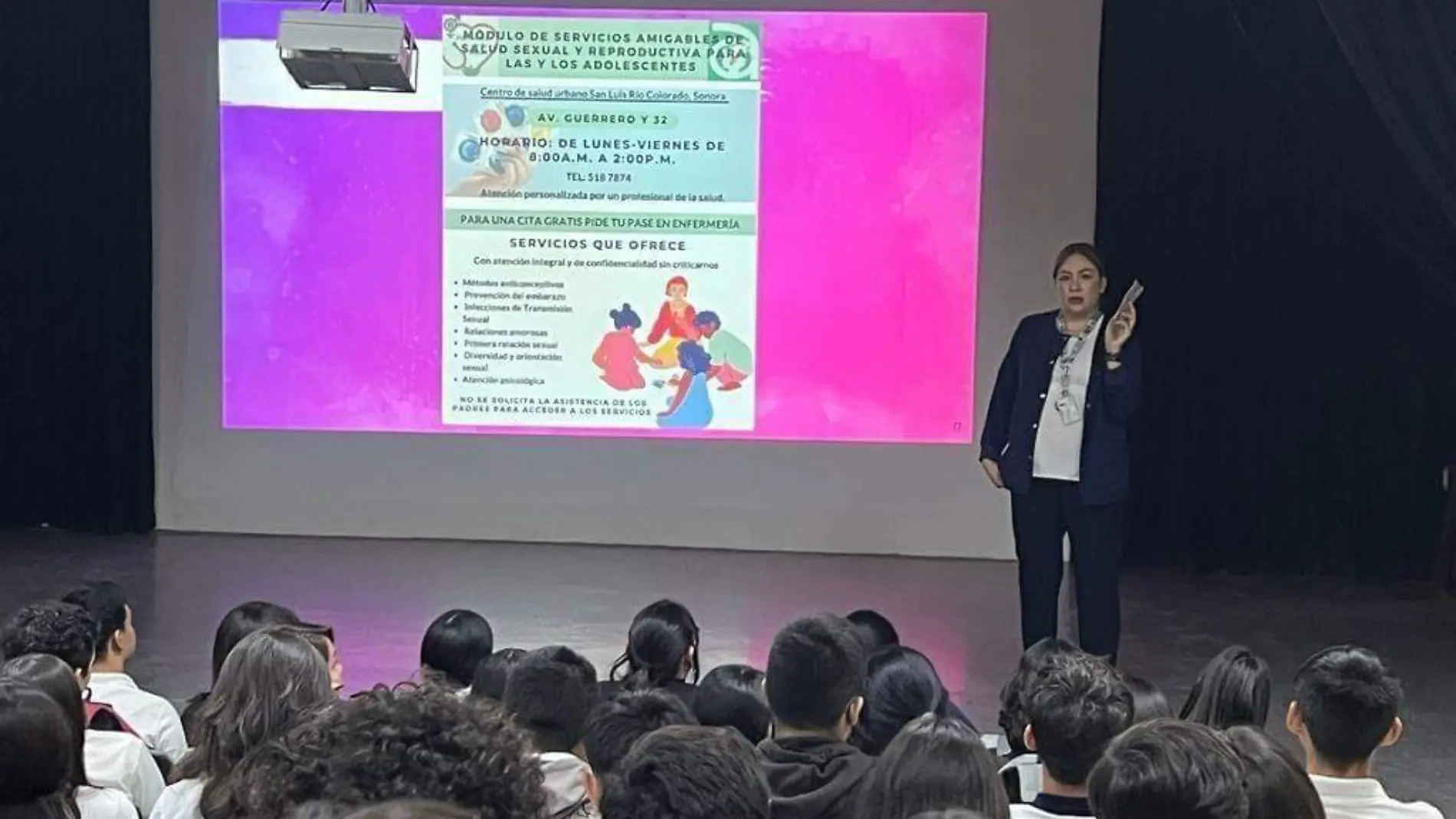 Personal del Centro de Salud Urbano de esta ciudad visitó el CBTIS 33 para hablar ante los alumnos de higiene menstrual y violencia digital, entre otros temas